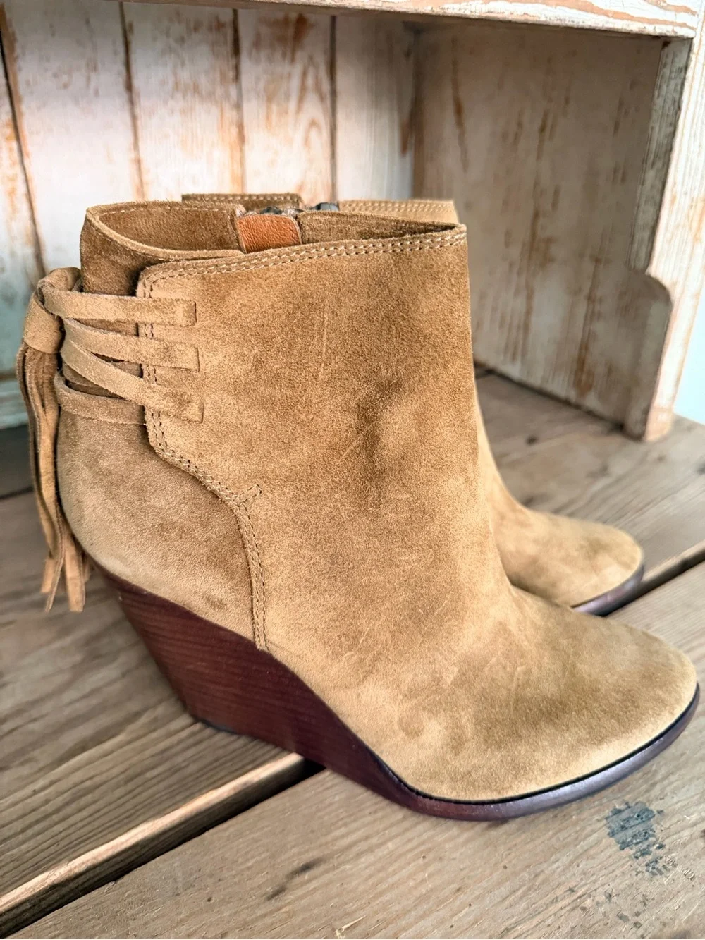 Frye Cece Tassel Suede Wedge Ankle Boots in Cognac Size 7.5